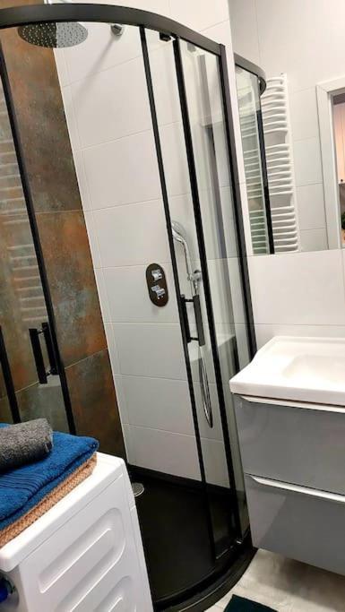 华沙Uroczy Apartament Blisko Centrum Warszawy公寓 外观 照片